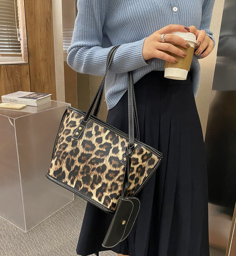 Leopard Print Large Capacity Shoulder Bag